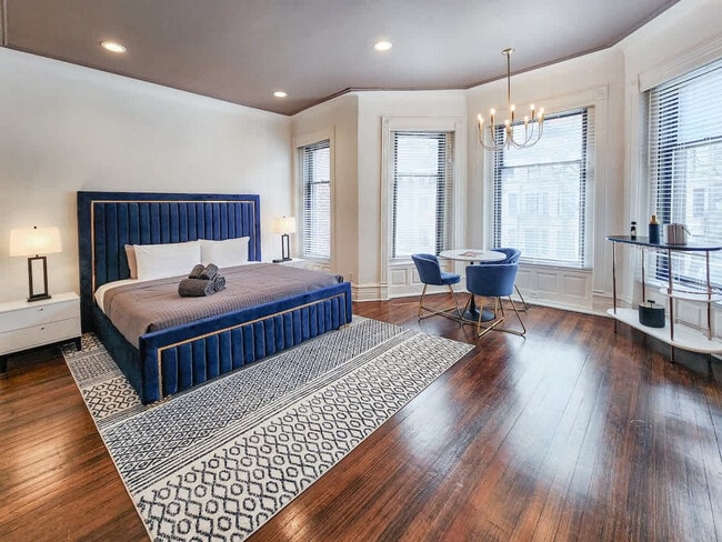 68 E Cedar St unit ID1360088P, Chicago, IL 60611 - photo 3