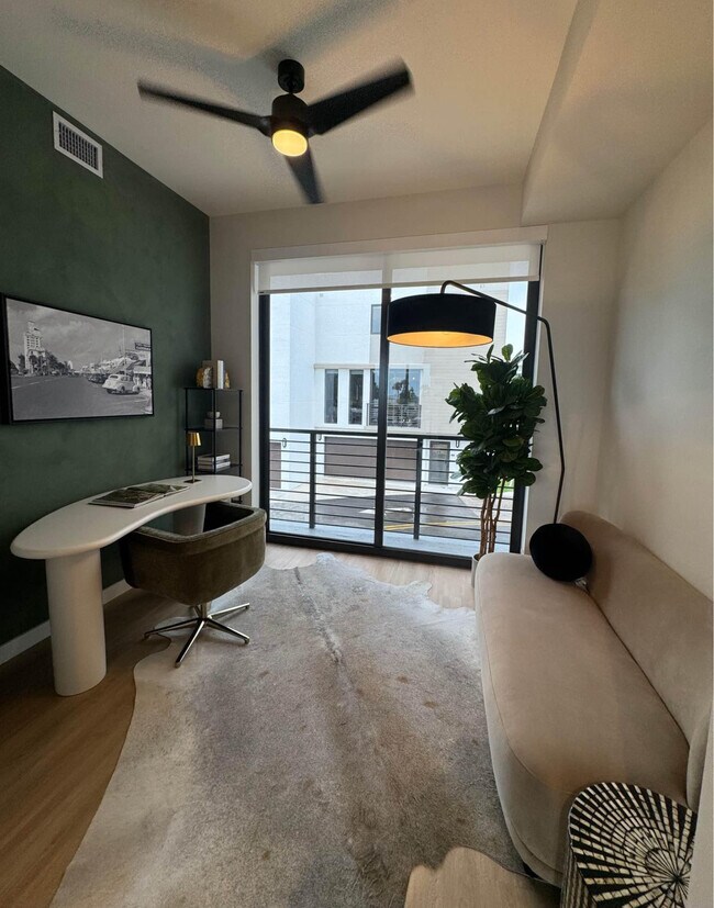 11275 Biscayne Blvd unit 711, Miami, FL 33181 - photo 3