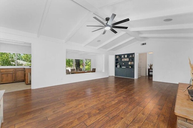 2551 S Waverly Ave, Redding, CA 96001 - photo 2