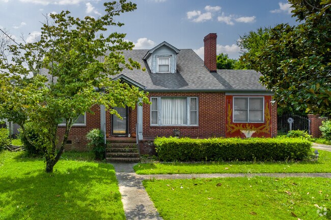 Colonial Heights in Columbia has beautiful brick homes.