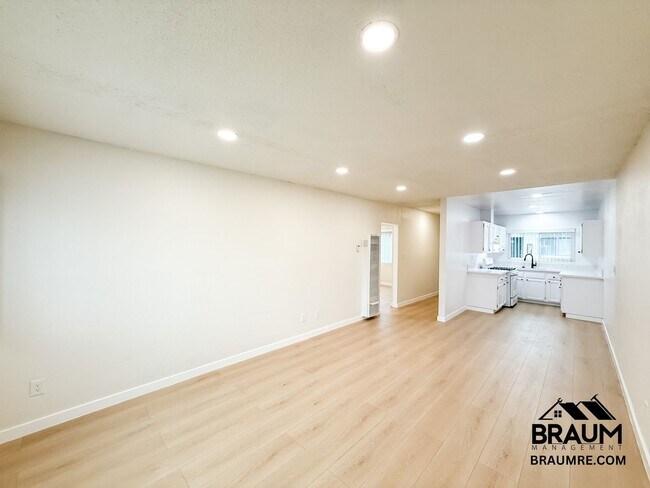 4636 Laurel Canyon Blvd unit 13, Los Angeles, CA 91607 - photo 3