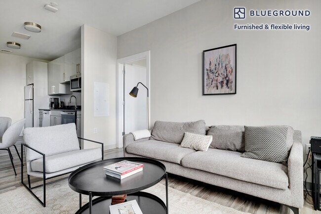 161 Washington St unit FL5-ID1187, Boston, MA 02135 - photo 3