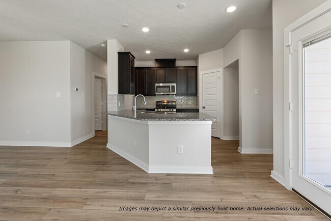 10108 Bethlehem Ct, Waco, TX 76708 - photo 2