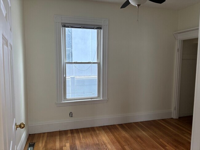 113 Prospect St unit 1, Somerville, MA 02143 - photo 4