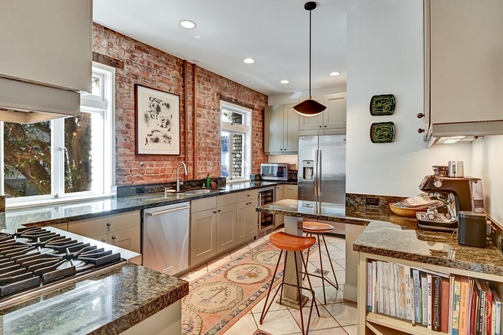 2299 Sacramento St, San Francisco, CA 94115 - photo 1