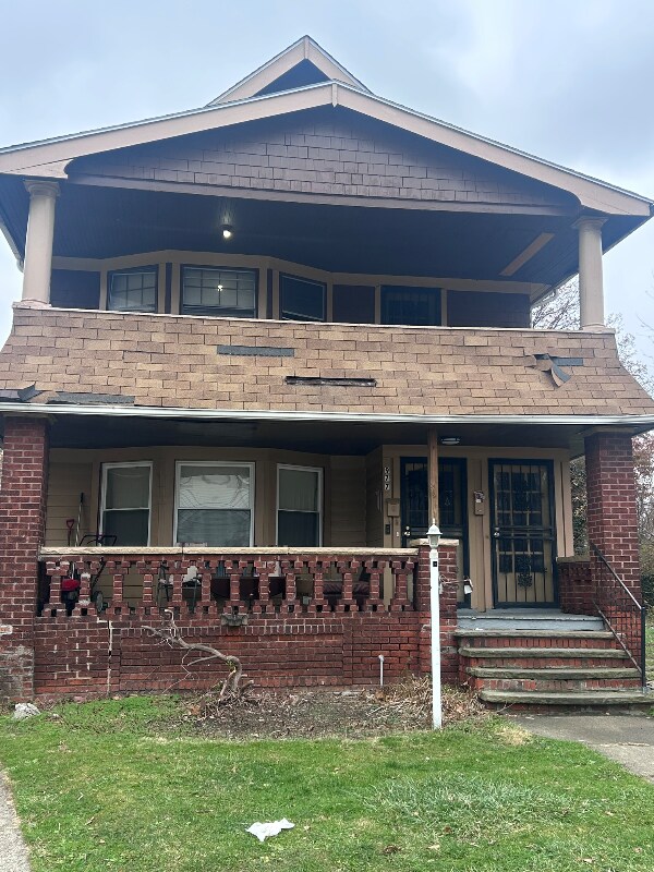 977 E 128th St Unit Up, Cleveland, OH 44108