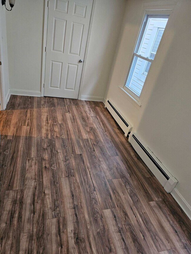 2428 3rd Ave unit 1, Watervliet, NY 12189 - photo 7