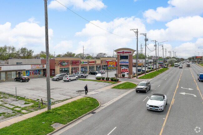 With retail being close to residential in Dolton, residents often walk to their favorite stores.