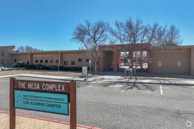 Los Alamos is home to a University of New Mexico campus which is easily accessible for students.