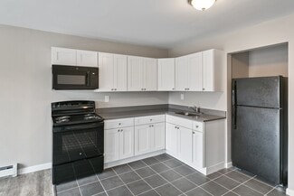 2201 Vails Gate Heights Dr, New Windsor Township, NY 12553