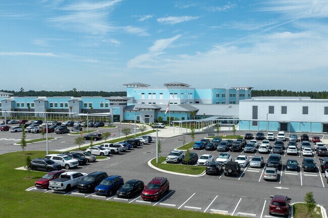 Lakeside Academy serves students from kindergarten through 8th grade and has the capacity to accommodate up to 1,500 students.