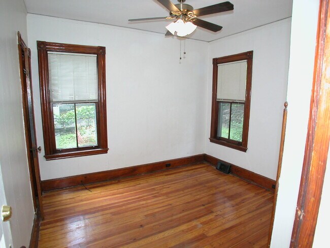 449 Hamilton St unit A, Albany, NY 12203 - photo 7