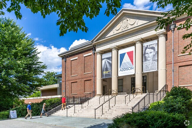 The Addison Gallery of American Art, where visitors can admire over 25,000 artworks.