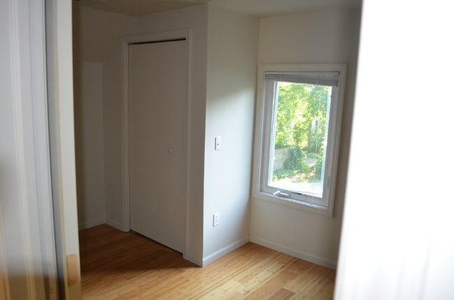 625 S Oak St unit B, Mount Pleasant, MI 48858 - photo 5