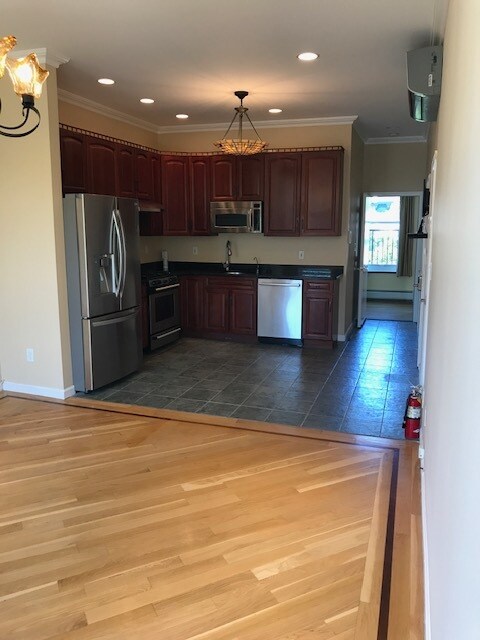 930 Washington St unit 2, Hoboken, NJ 07030 - photo 1