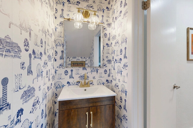 5757 Martel Ave unit A12, Dallas, TX 75206 - photo 5