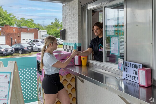 For a summer time treat head to the Sugar Shack just a short drive from Arlington Heights.
