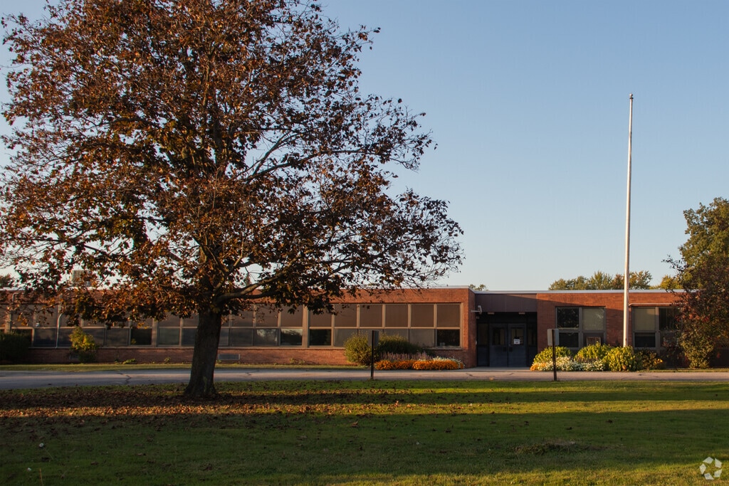 Burton Elementary School, Rankings & Reviews