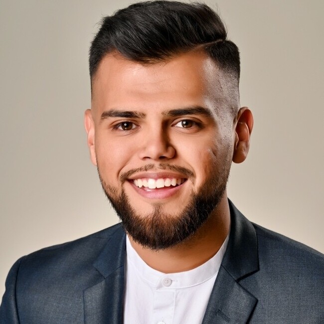 Agent Photo