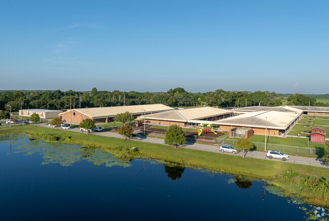 Hickory Tree Elementary School is a public school in St. Cloud, FL.