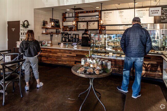 Dolce Bakery offers sratch-made breakfast pastries, cakes, cookies & other treats.