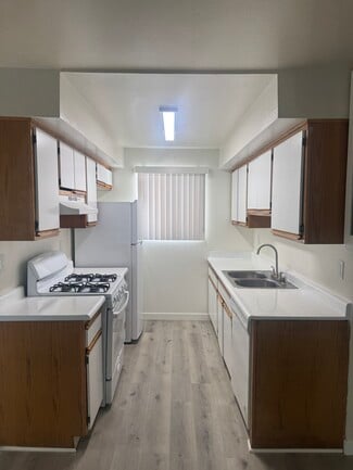 6306 Cedros Ave, Van Nuys, CA 91411