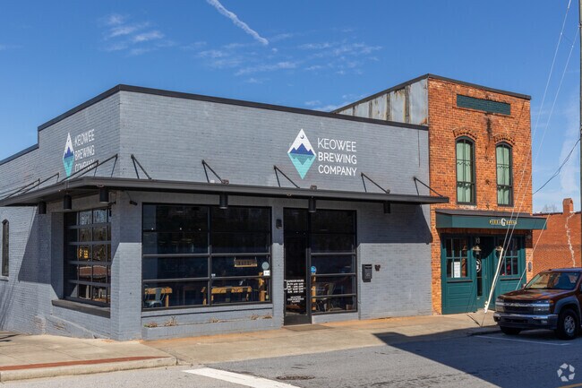 Keowee Brewing offers local favorites in downtown Seneca.