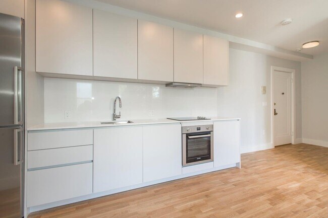 110 Central St unit 138-12A, Somerville, MA 02143 - photo 2