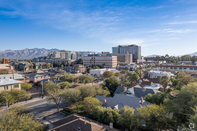Mountain First Avenue residents enjoy attending sporting events at The University of Arizona.