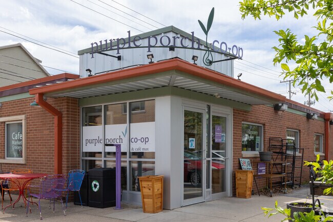 The Purple Porch Co-Op is a popular local grocery store in Howard Park-East Bank.