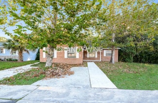 215 Shore Rd, Winter Springs, FL 32708