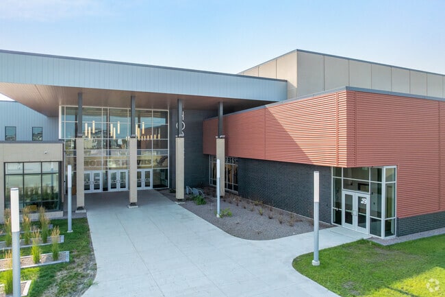 Horace High School offers plenty of AP and Honors courses.