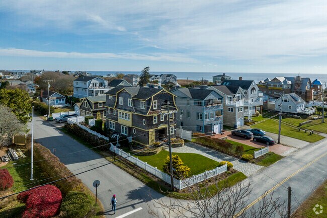 Beachfront colonial style homes are popular throughout South Kingstown.