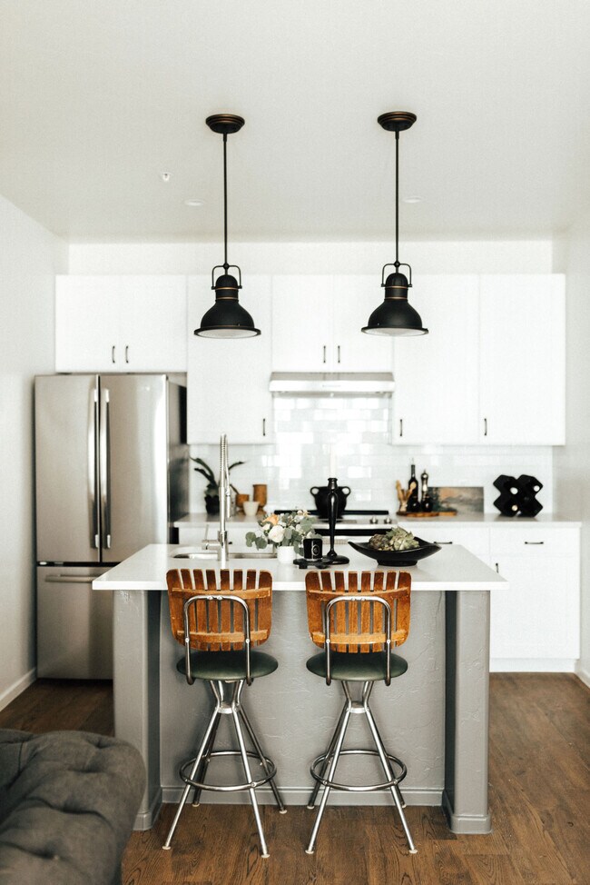 160 S Avendia Del Convento, Tucson, AZ 85745