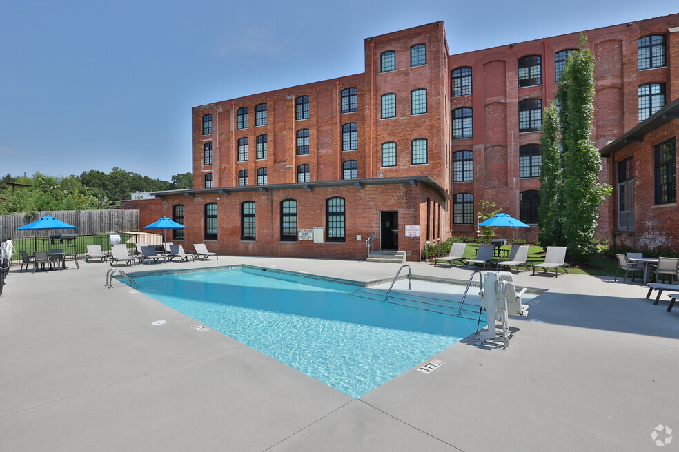 LOFTS AT INMAN MILLS