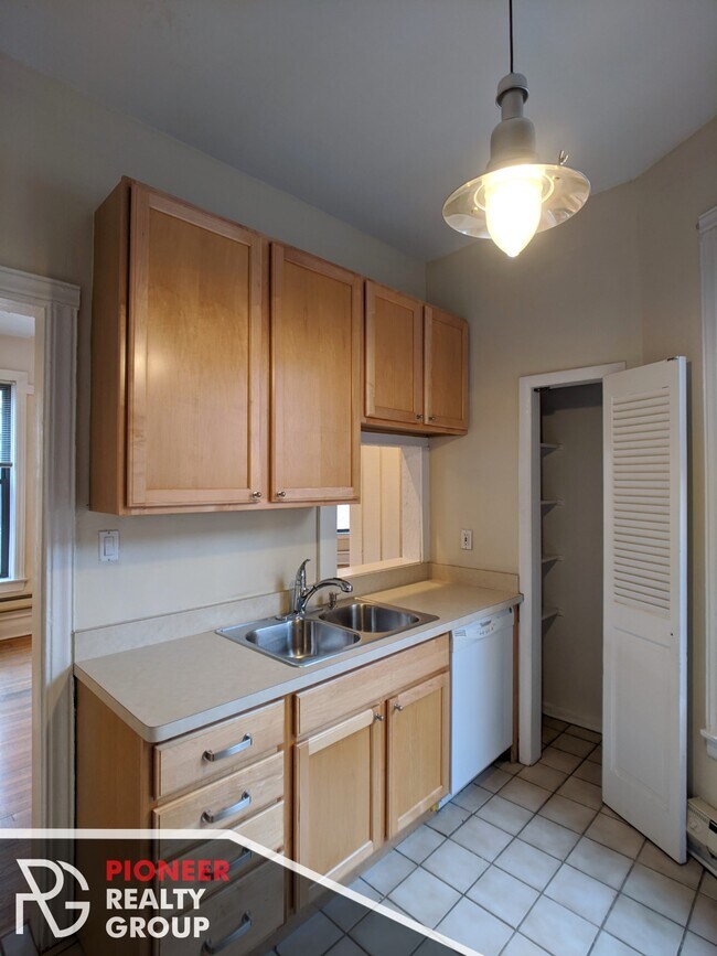 1224 N Dearborn St unit 1216-B3, Chicago, IL 60610 - photo 7