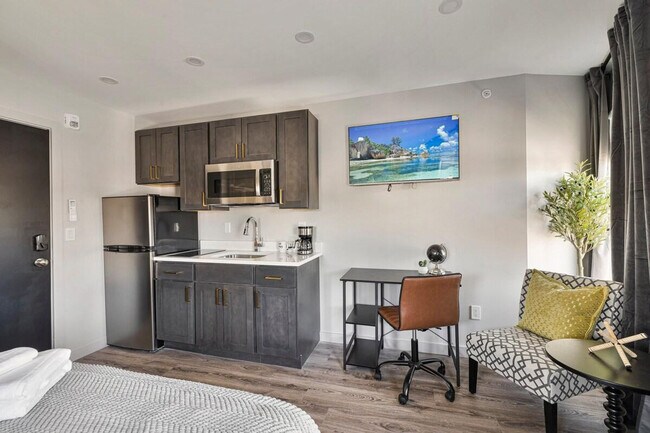 98 Cottage St unit ID1056800P, Middletown, NY 10940 - photo 3