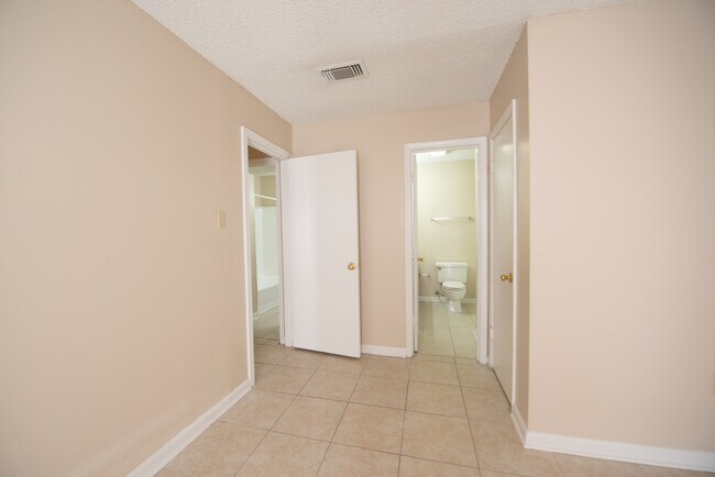 14355 S Harrells Ferry Rd unit 222, Baton Rouge, LA 70816 - photo 6