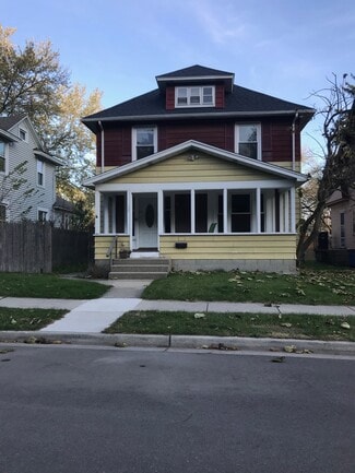 52 John Ball Park Dr NW, Grand Rapids, MI 49504