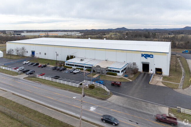 Middleton Metal Works in Berea creates handcrafted metal art, custom metalwork, and architectural features.