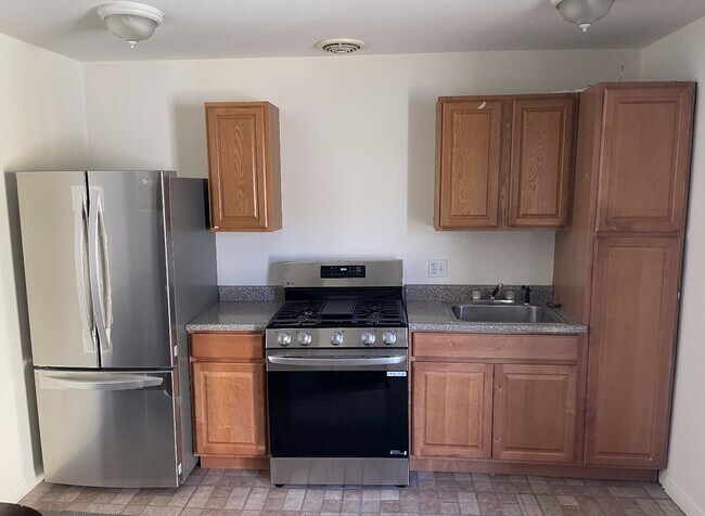 3525 S Budlong Ave unit 3525.5, Los Angeles, CA 90007 - photo 4