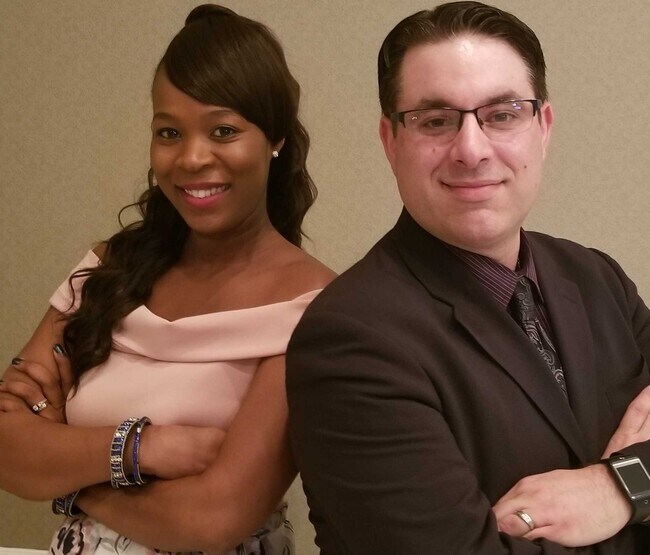 Agent Photo