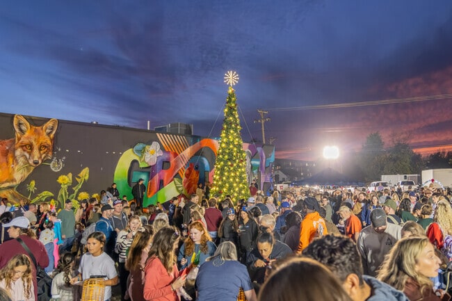 The Deck the Downtown event is easy for Olde Towne families to enjoy.