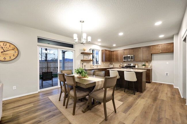 3401 Ford Dr unit 38657682, Medford, OR 97504 - photo 6