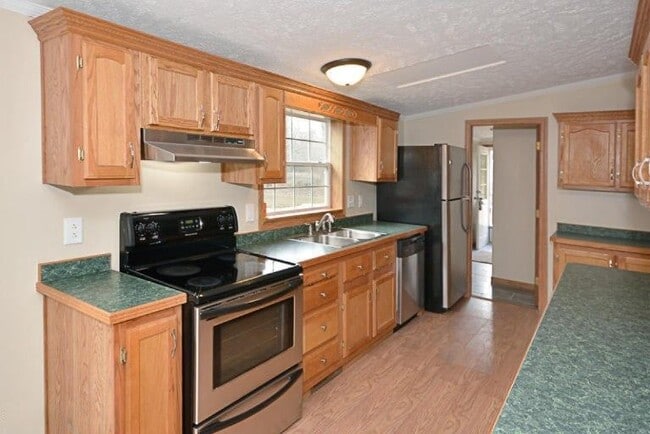 45794-37 1 2 37 1 2 St, Paw Paw, MI 49079 - photo 3