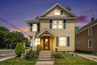 1403 S Burdick St, Kalamazoo, MI 49001