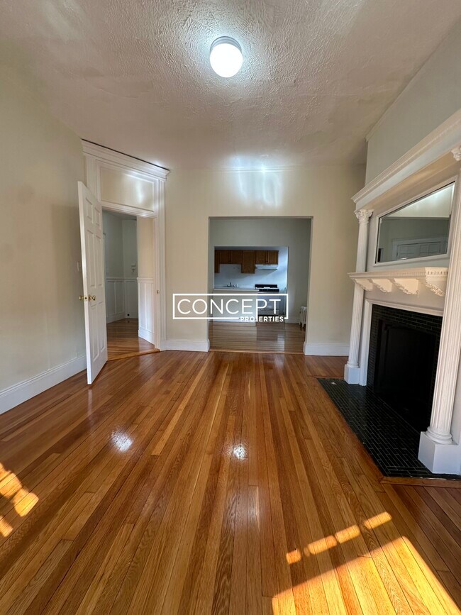 1788 Beacon St unit 6, Brookline, MA 02445 - photo 3