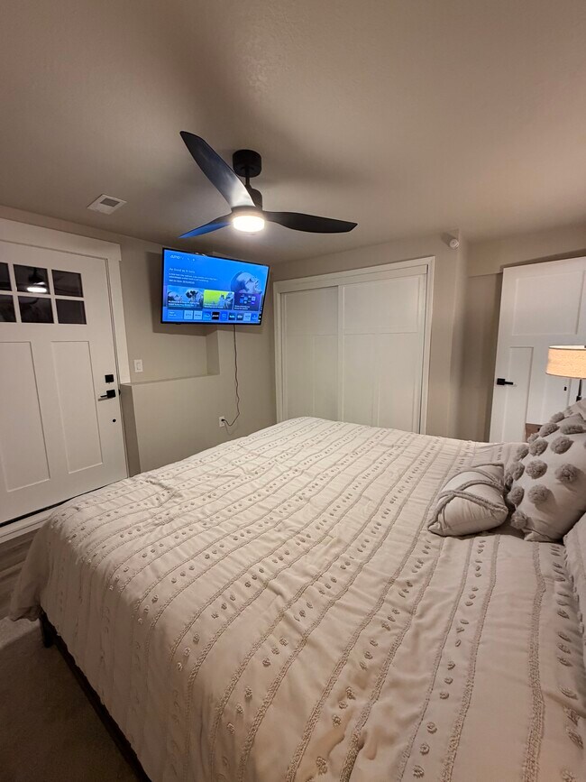 4434 Honey Bee Ridge, Des Moines, IA 50317 - photo 5