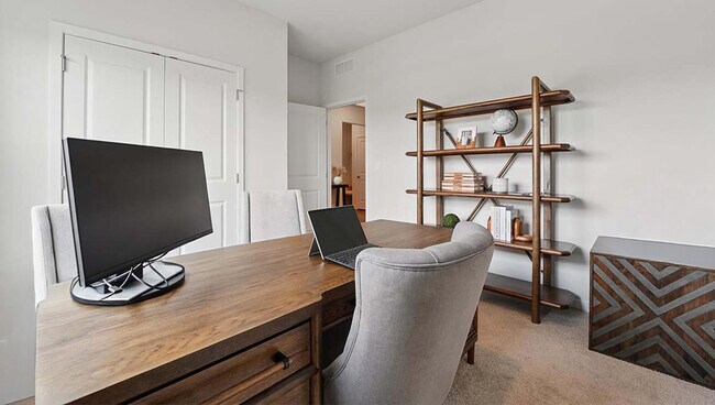 2213 Crestview Place, Raymore, MO 64083 - photo 4