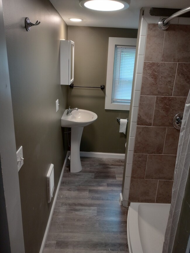 206 E 8th St, Berwick, PA 18603 - photo 4